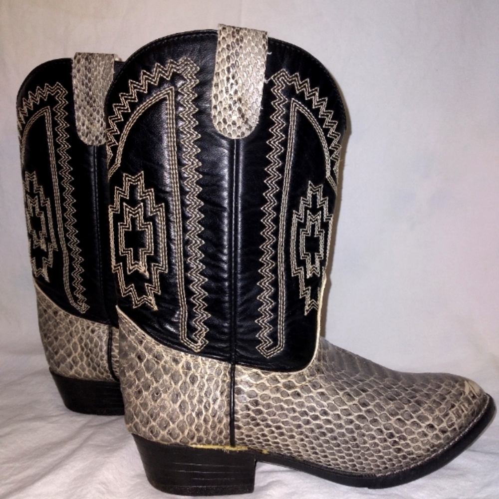 Flex-West Rodeo and Ropers, Size 6 1/2, Black and White Snakeskin Cowgirl Boots